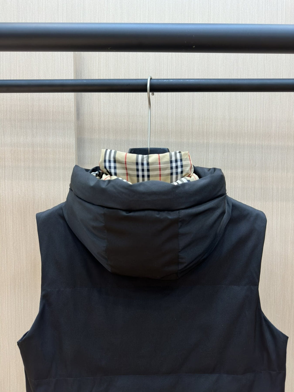 Burberry Hooded Padded Down Vest — detail