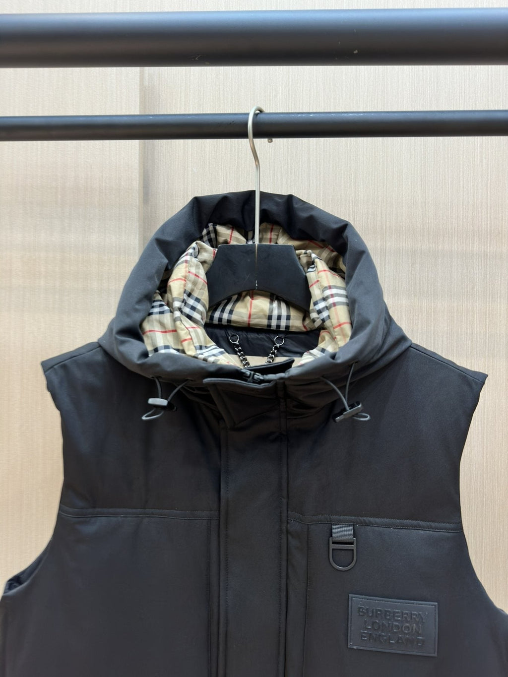 Burberry Hooded Padded Down Vest — detail