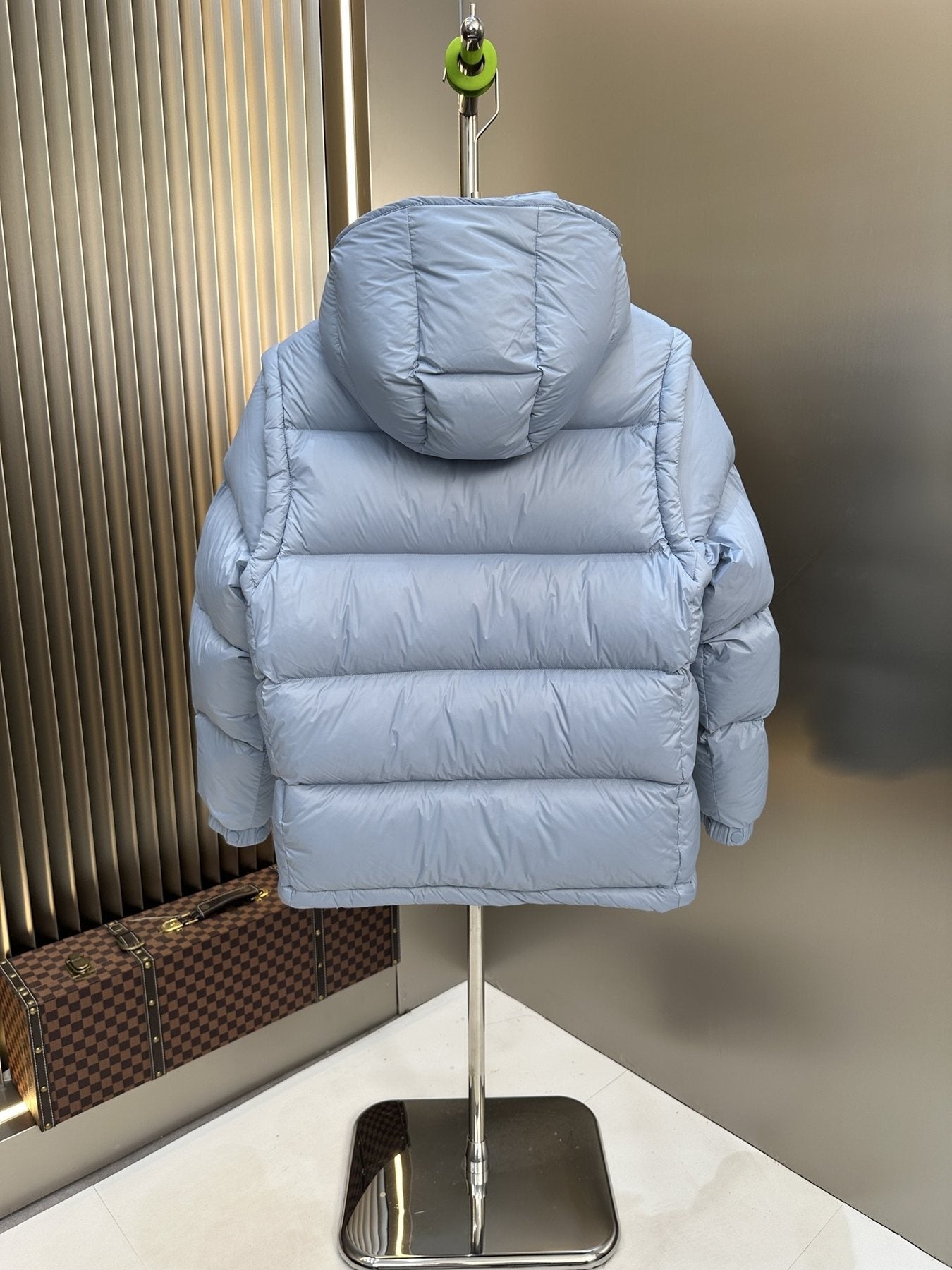 Moncler Convertible-Sleeve Hooded Puffer Coat — back