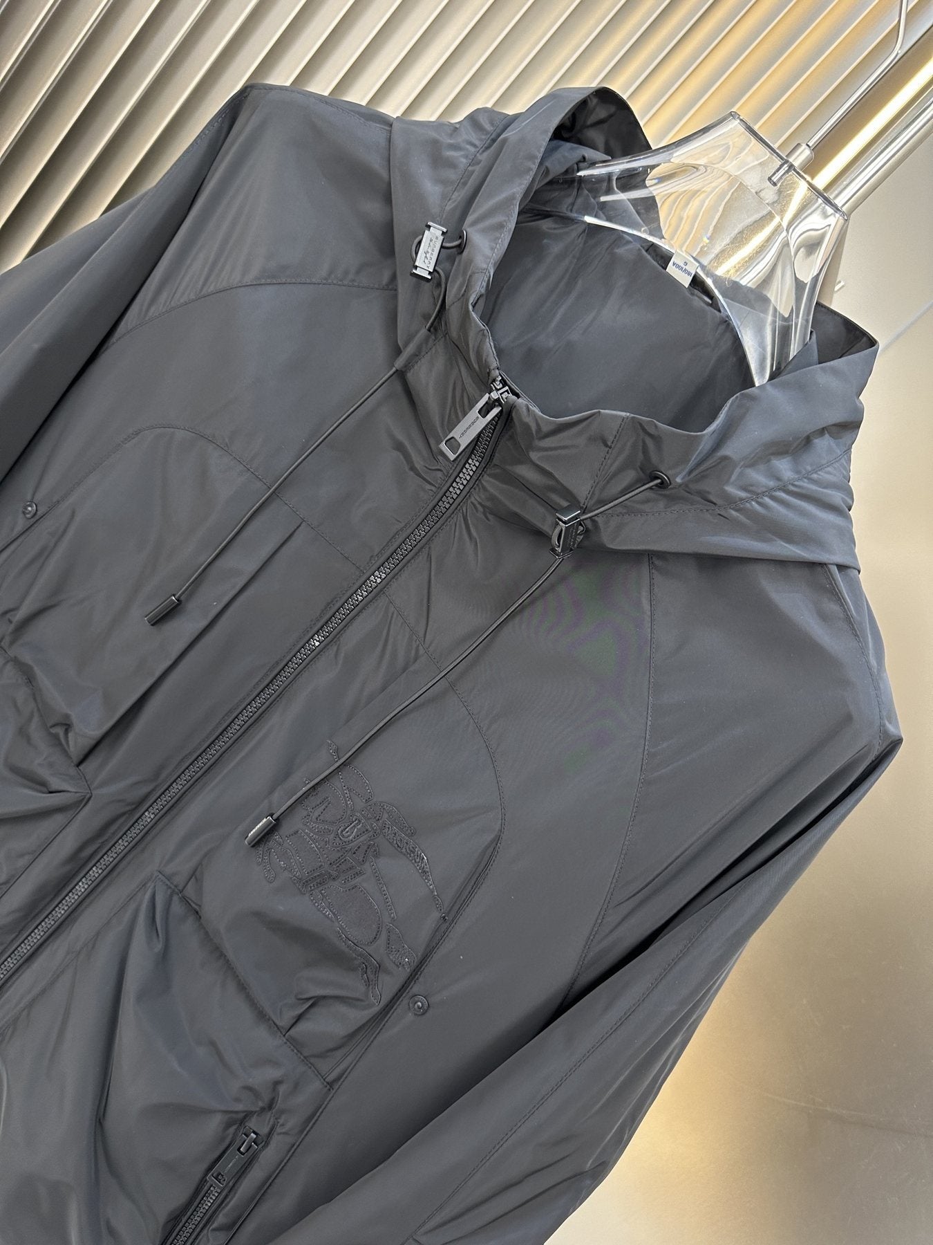 Burberry Hooded Utility Pocket Jacket — detail