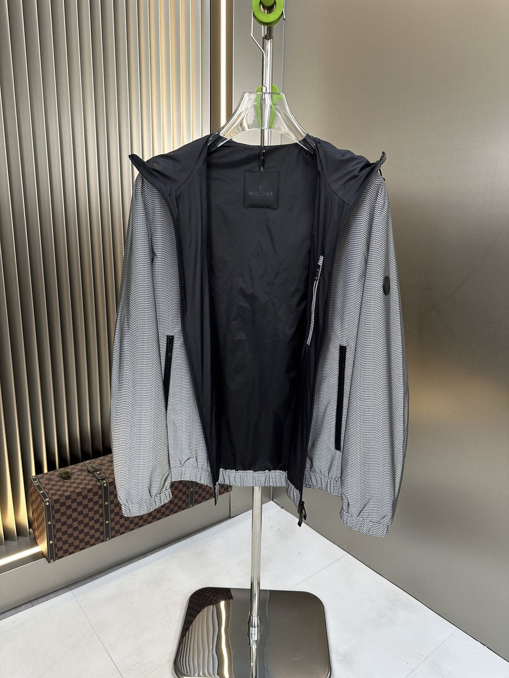 Moncler Grey Micro-Pattern Hooded Jacket — detail