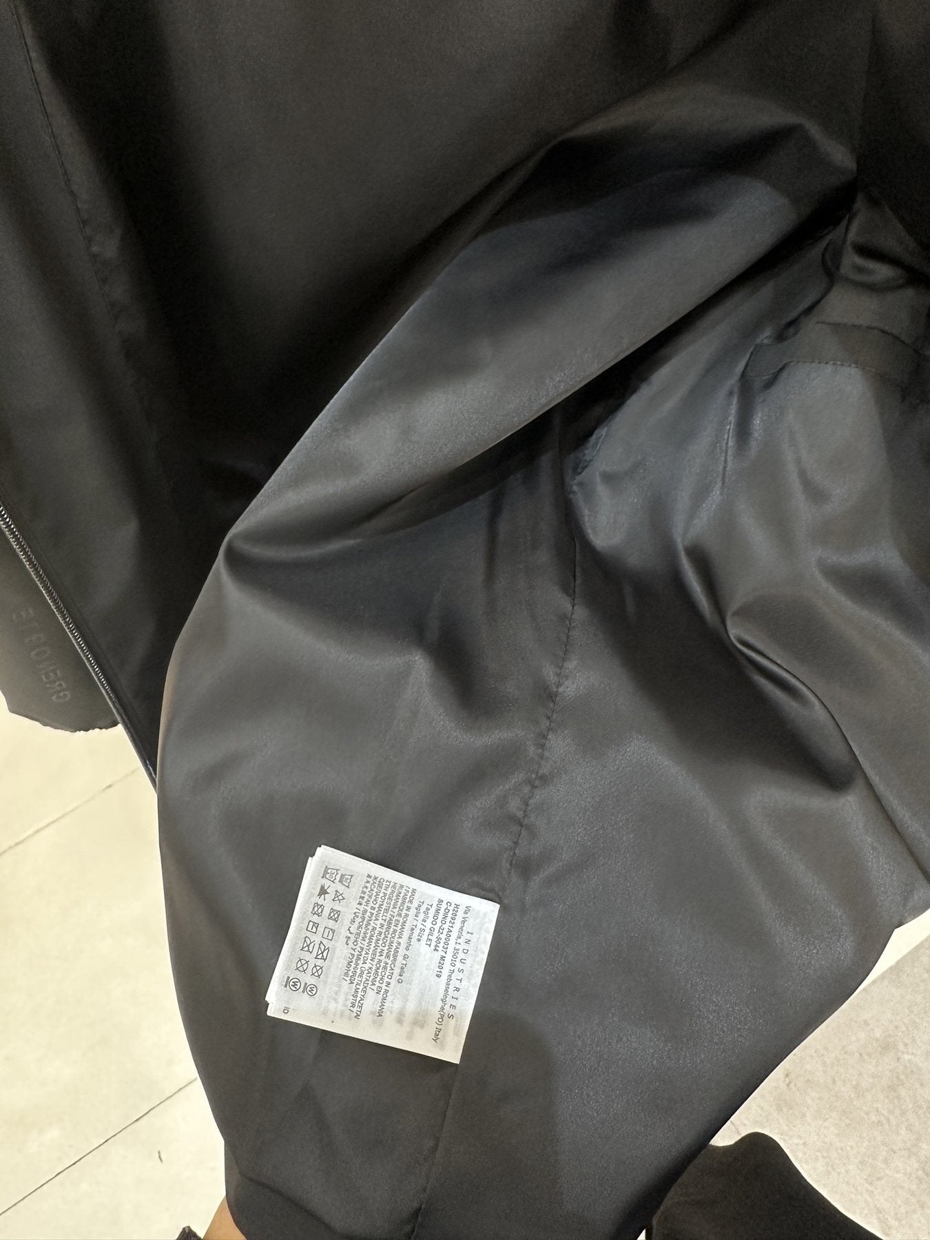 Moncler Hooded Zip-Front Jacket — fabric_closeup
