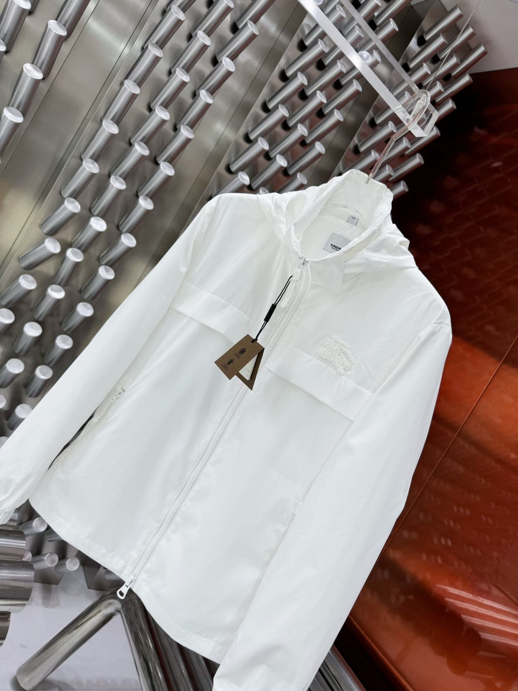 Burberry Logo-Panel Hooded Windbreaker Jacket — detail