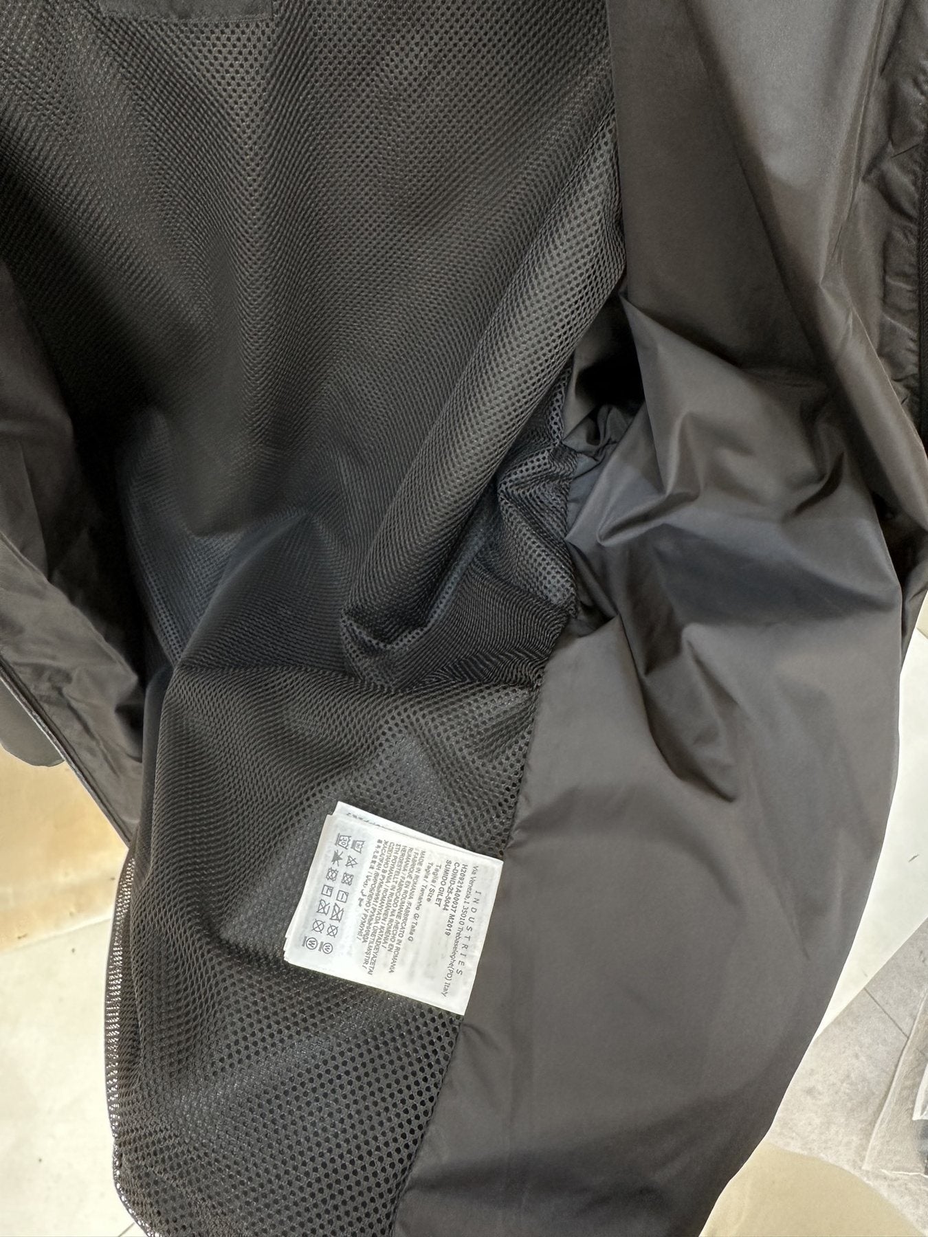 Moncler Hooded Zip Jacket — neck_label