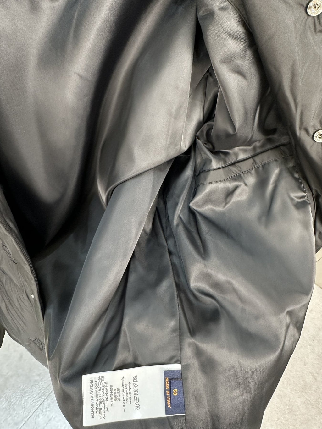 LV Tonal Monogram Quilted Puffer Coat — neck_label