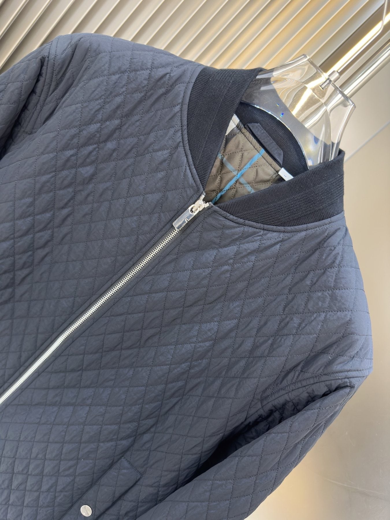 Burberry Navy Quilted Bomber Jacket — detail