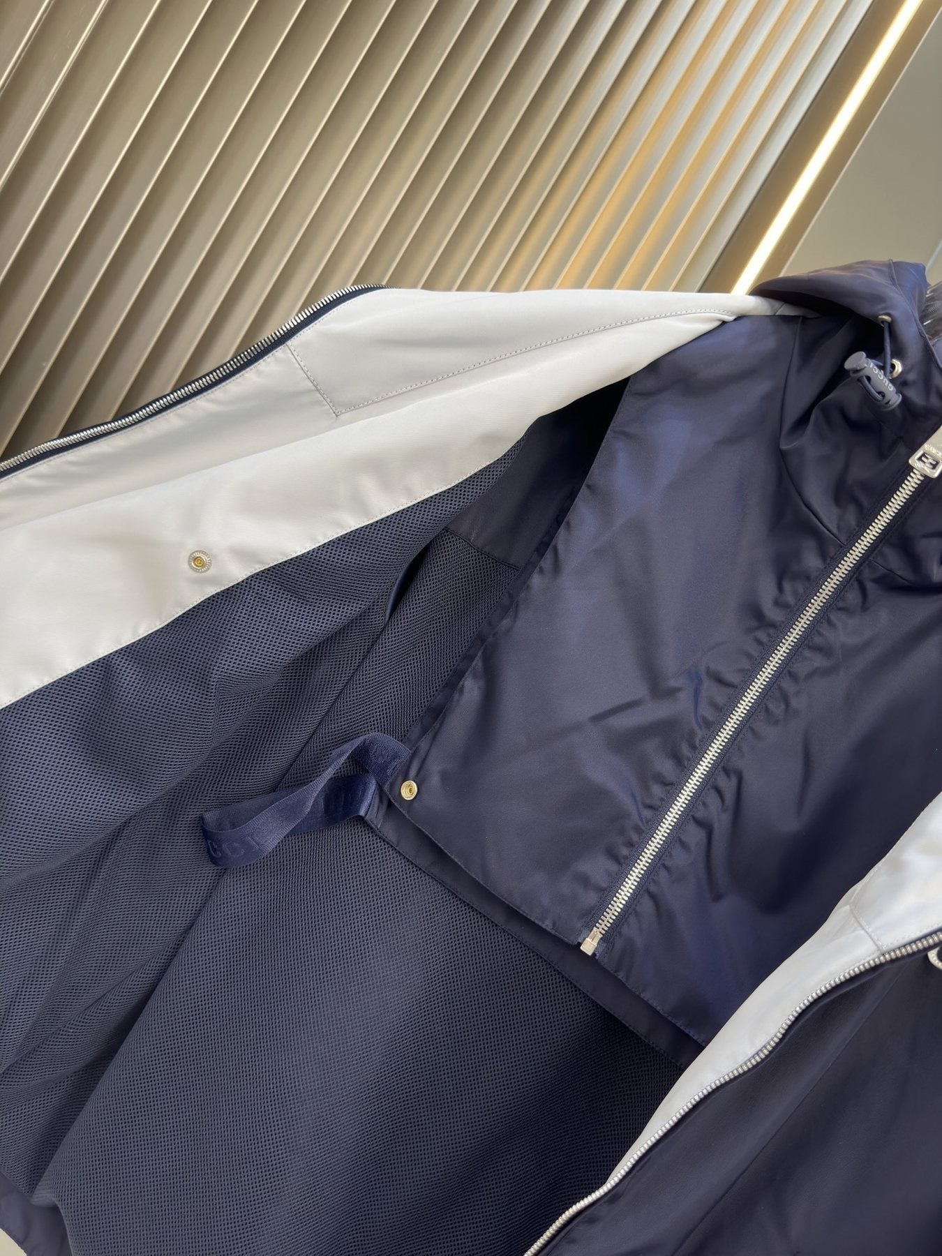 Gucci Navy Hooded Zip-Front Jacket — detail