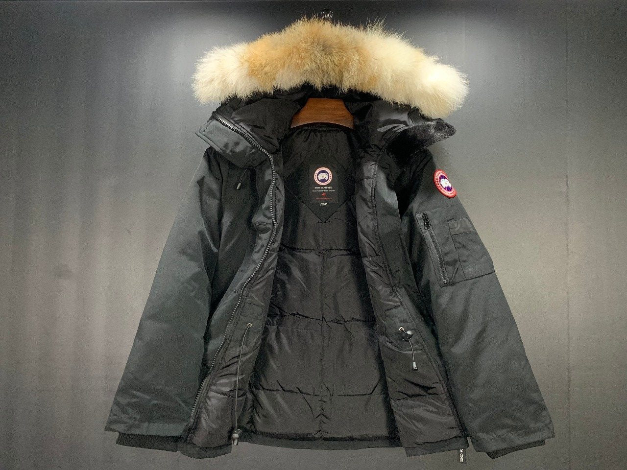 Canada Goose Women's Fur-Trim Hooded Parka Jacket — detail