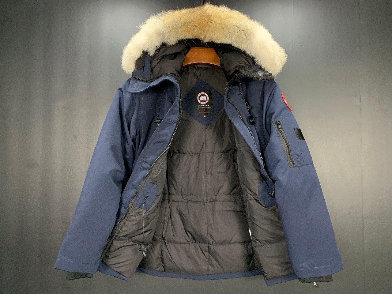 Canada Goose Women's Fur-Trim Hooded Parka Jacket — detail