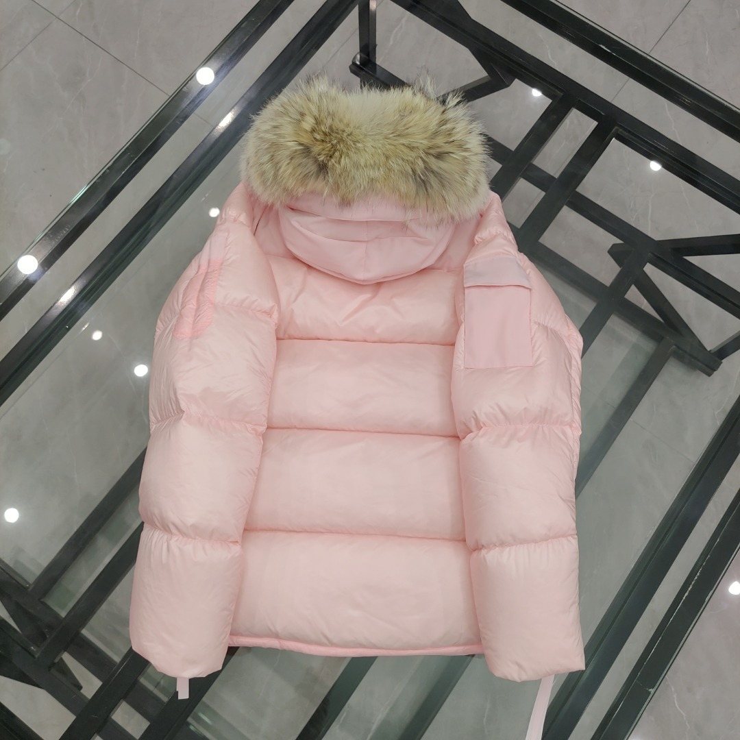 Canada Goose Fur-Trim Hooded Puffer Jacket — back