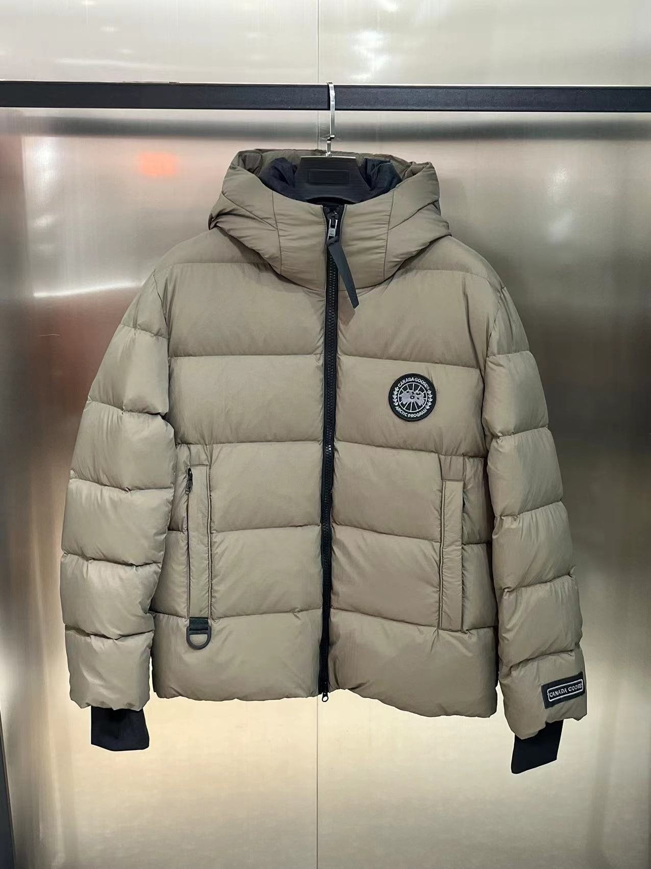 Canada Goose Hooded Quilted Puffer Jacket — front