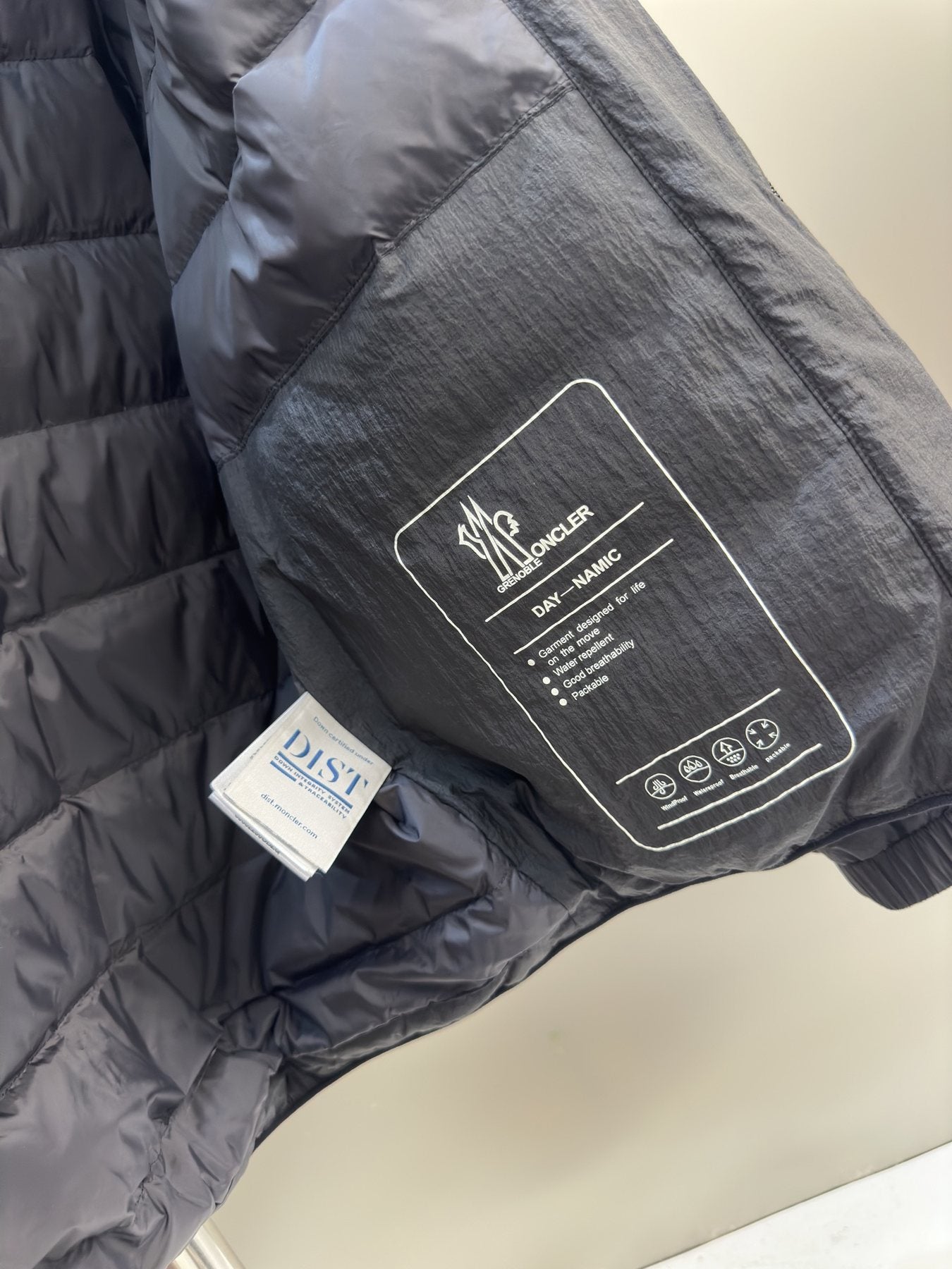 Moncler Black Hooded Puffer Coat — hang_tag
