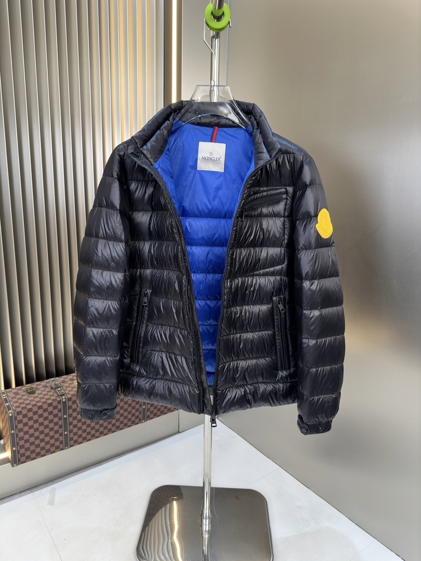 Moncler Black Quilted Puffer Coat with Contrast Lining — detail