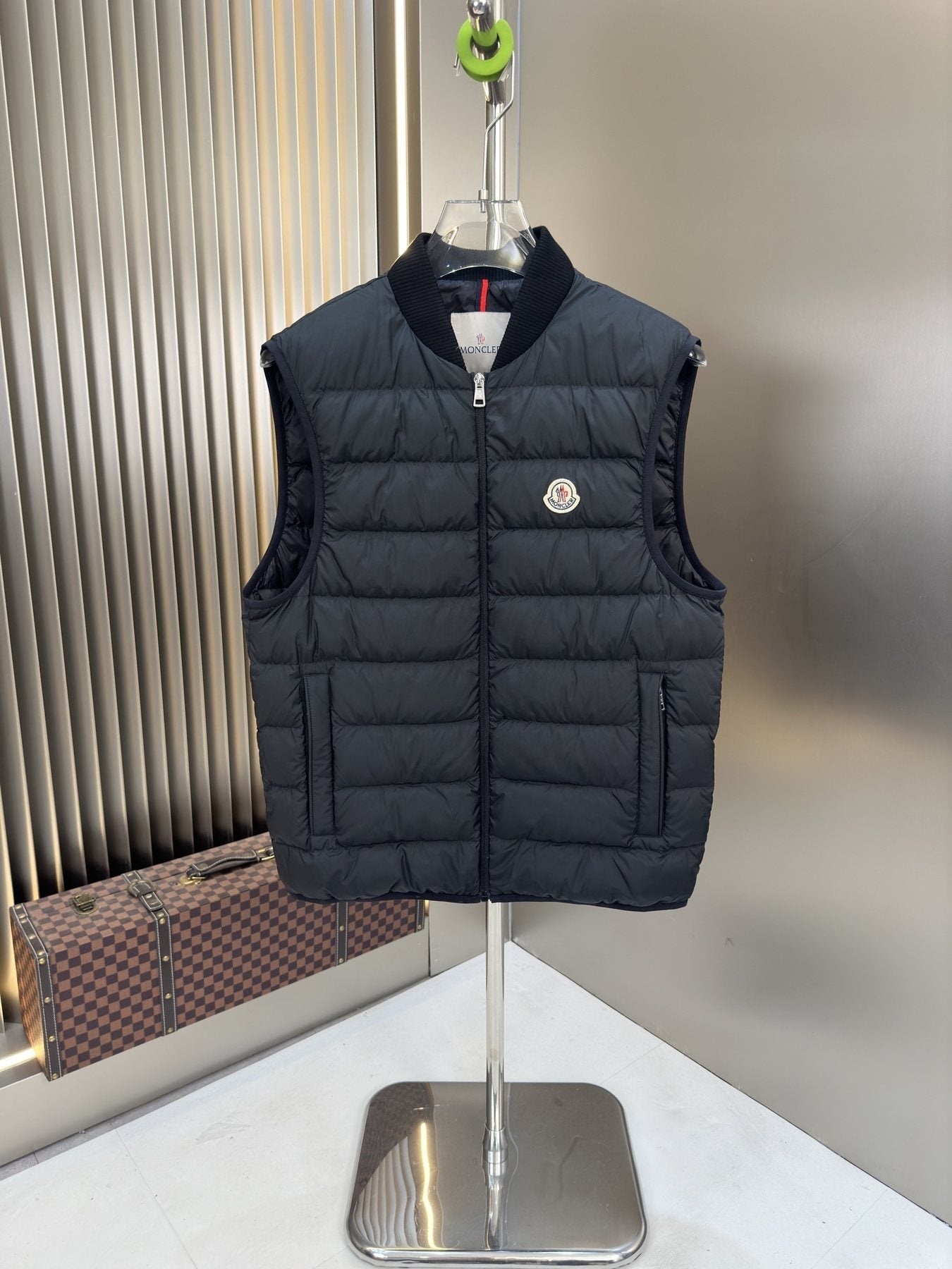 Moncler Reversible Two-Piece Outerwear Set — detail