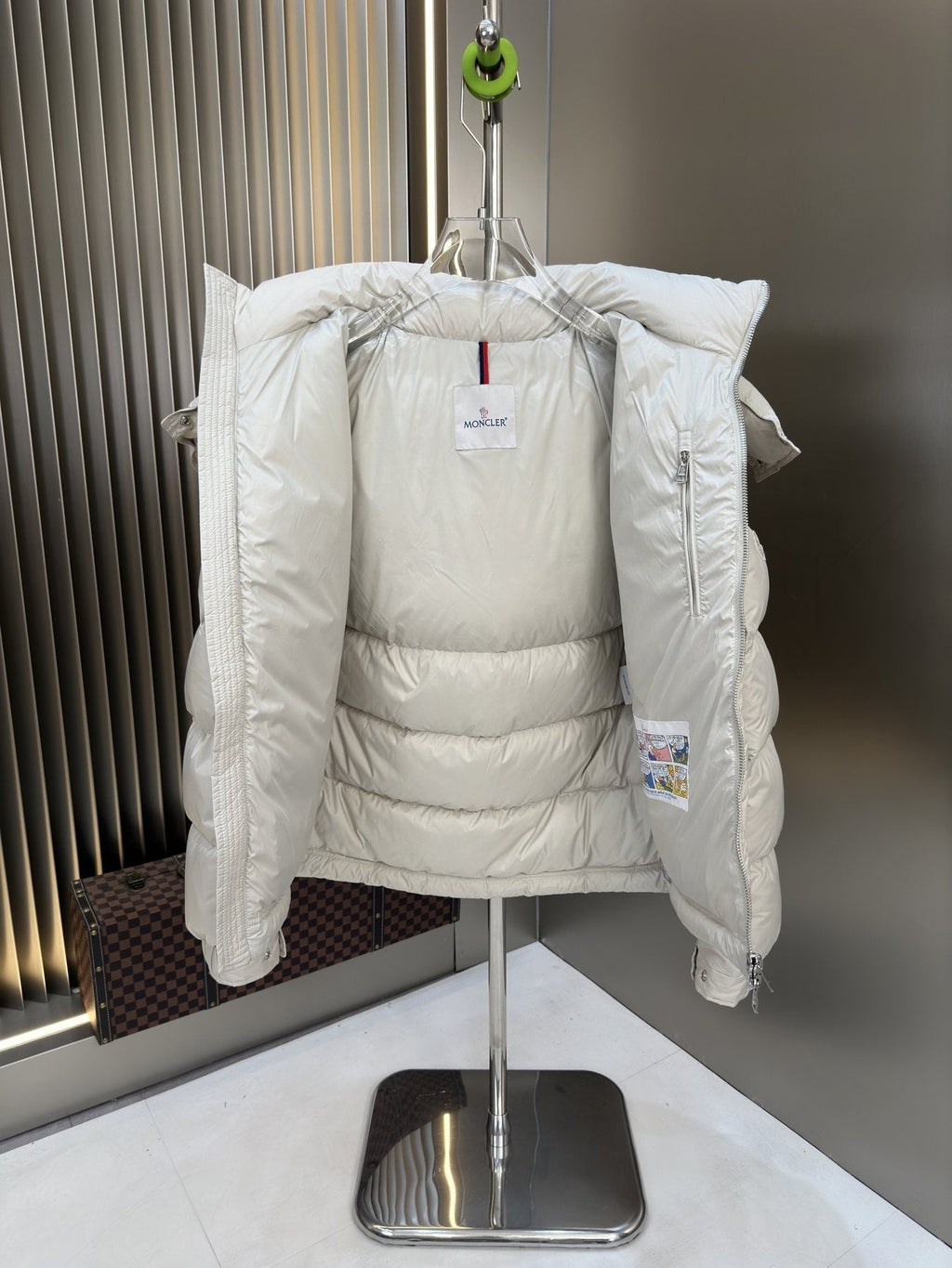 Moncler Short Down Coat — neck_label