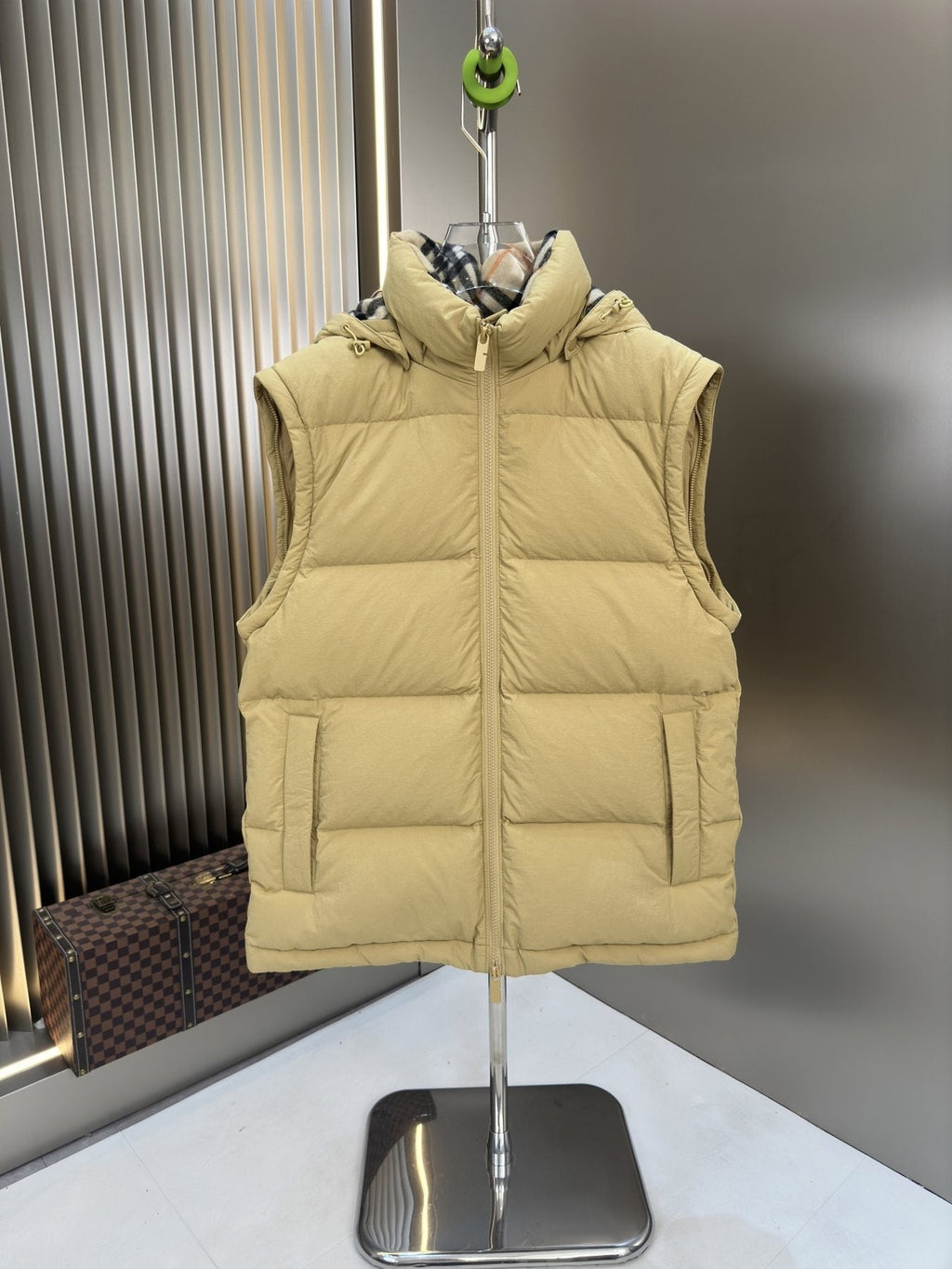 Burberry 2-in-1 Puffer Jacket — front
