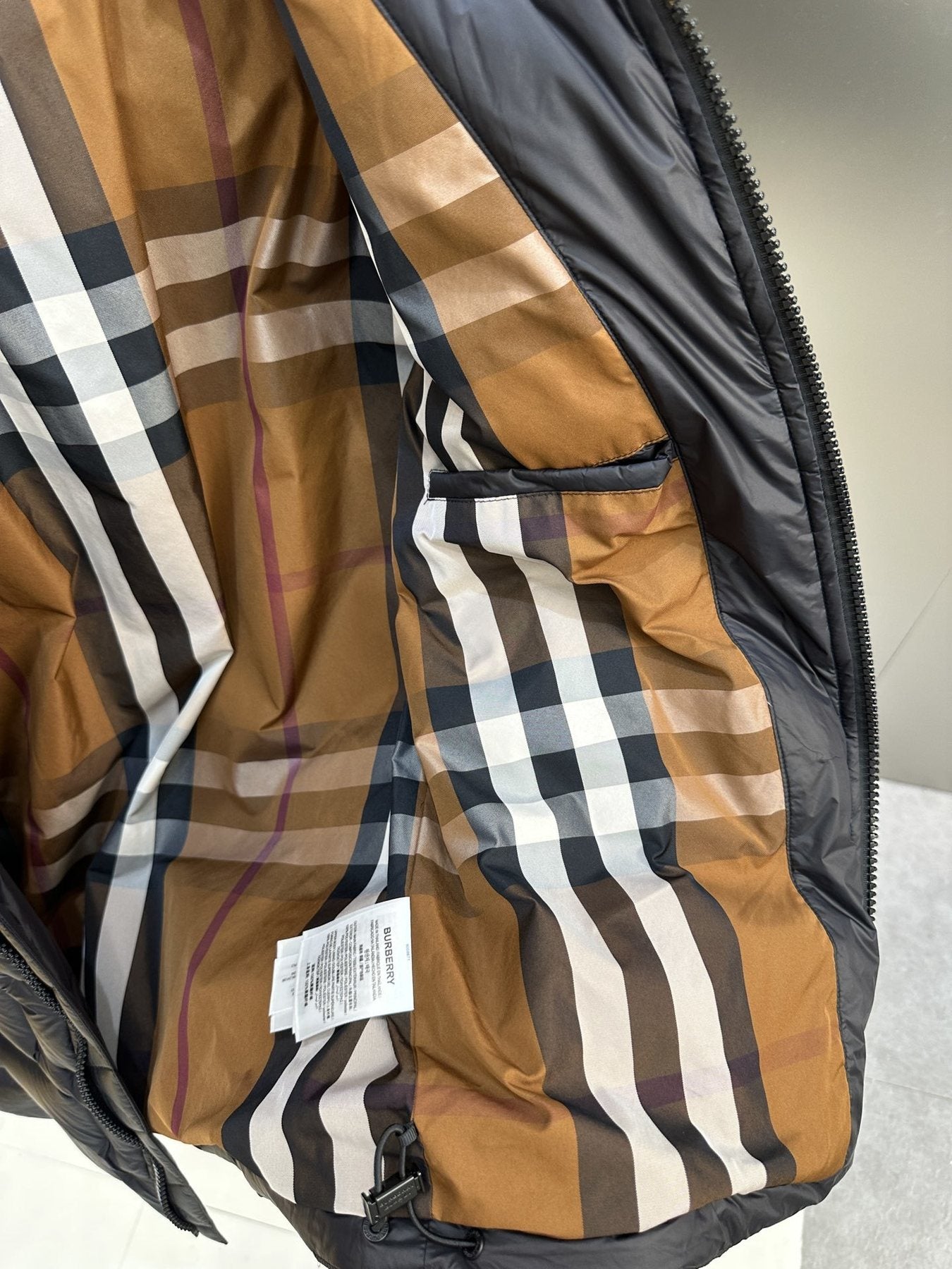 Burberry Charcoal Grey Quilted Puffer Jacket — neck_label