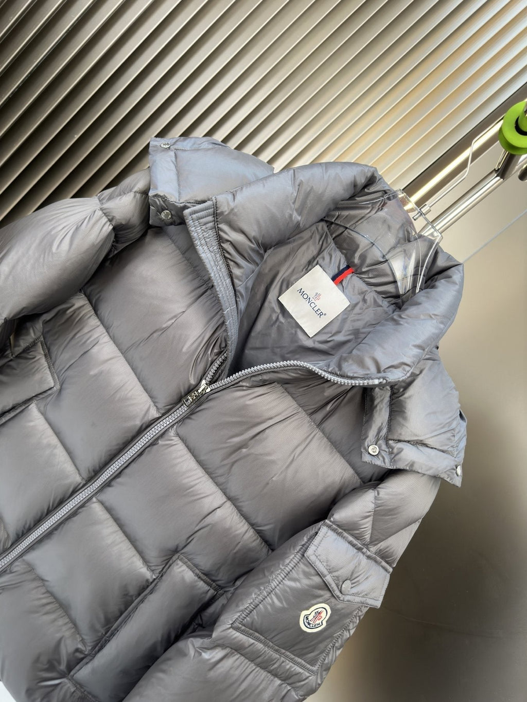 Men Moncler coat Hooded Quilted Puffer Jacket — neck_label
