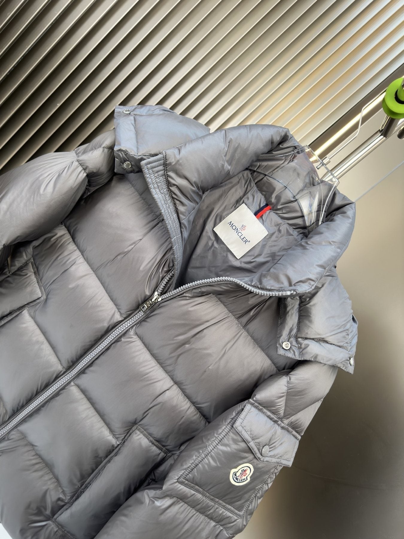 Men Moncler coat Hooded Quilted Puffer Jacket — neck_label