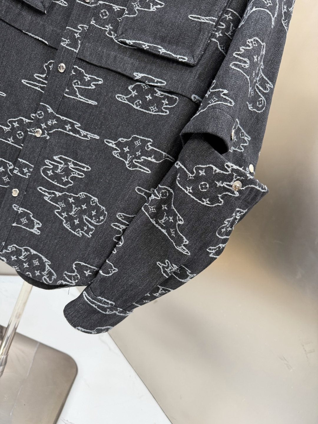 2026 Original Jacket Hooded Outline Print Jacket — detail