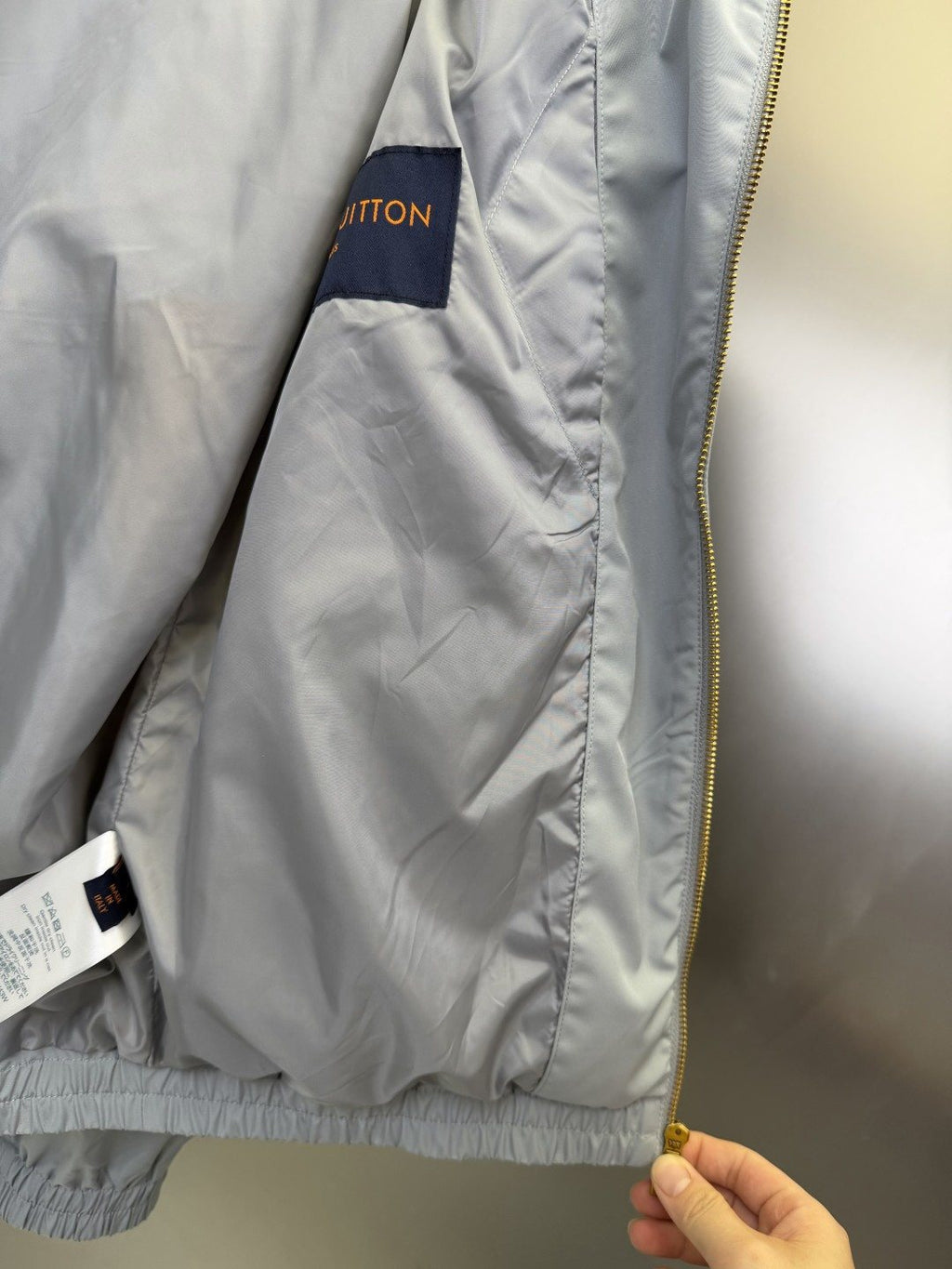 2026 Original Jacket Light Blue Color-Block Hooded Windbreaker — detail
