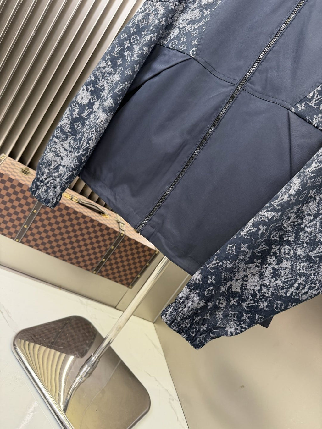 2026 Original Jacket Navy Blue Hooded Zip Jacket with Patterned Panels — detail