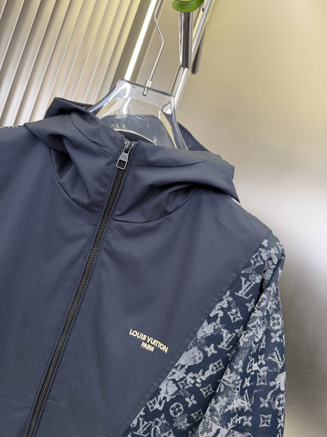 2026 Original Jacket Navy Blue Hooded Zip Jacket with Patterned Panels — detail