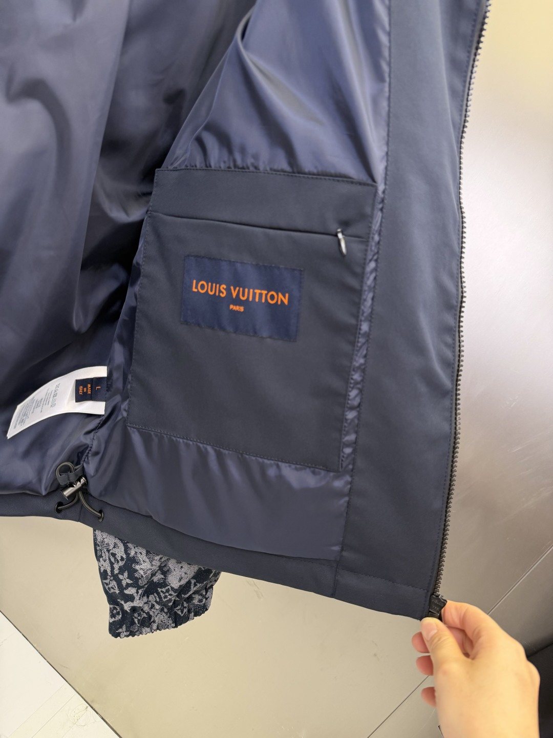 2026 Original Jacket Navy Blue Hooded Zip Jacket with Patterned Panels — detail