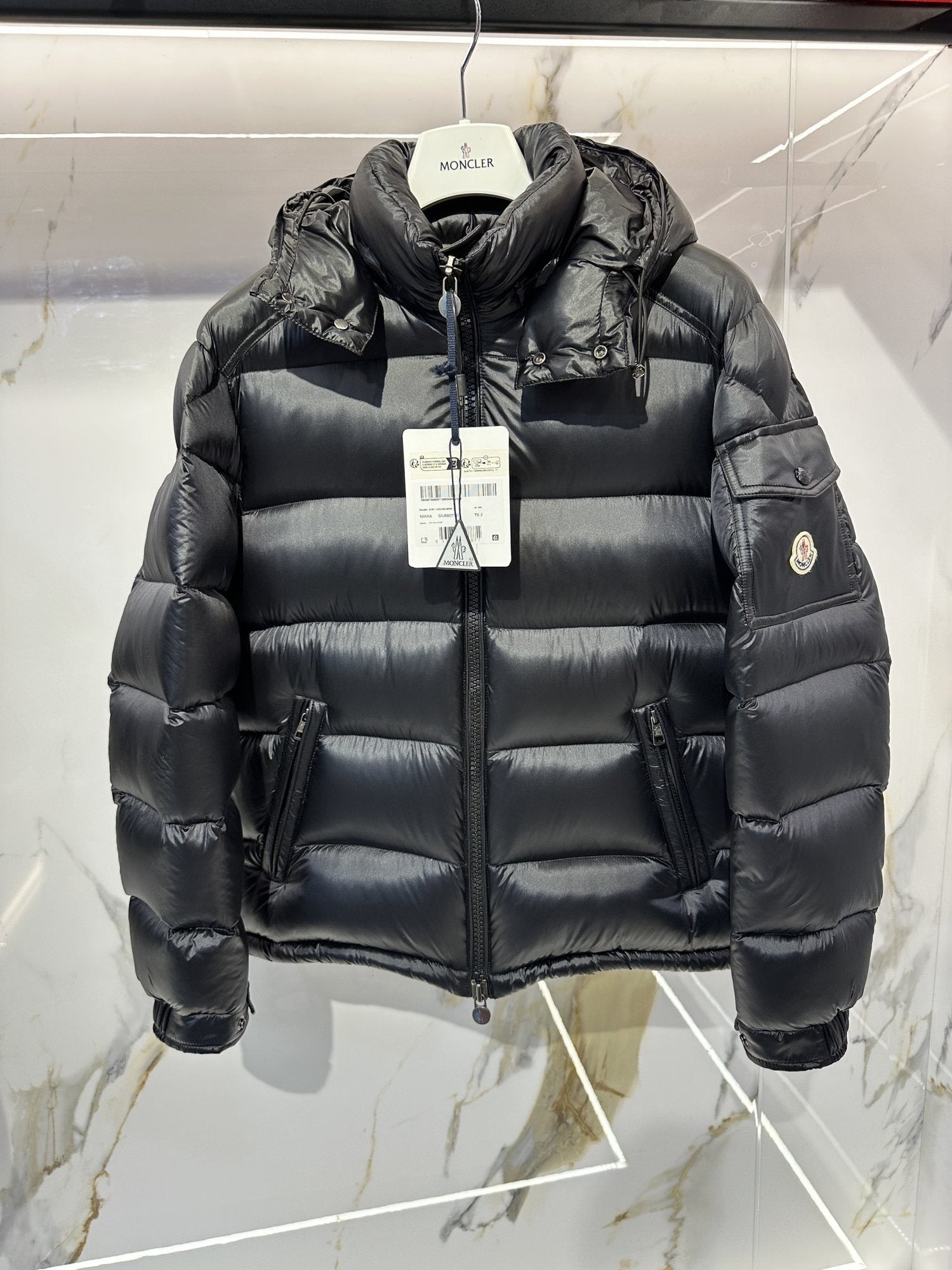 Moncler Black Hooded Puffer Coat — hero