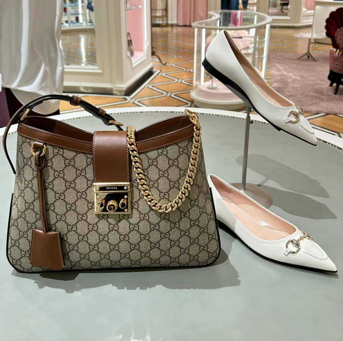Gucci GG Padlock Shoulder Bag – 795113
